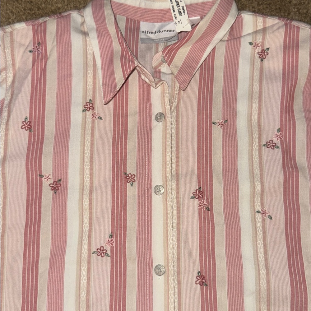 NWT‎ Alfred Dunner Women’s Button up Blouse - Picture 2 of 6